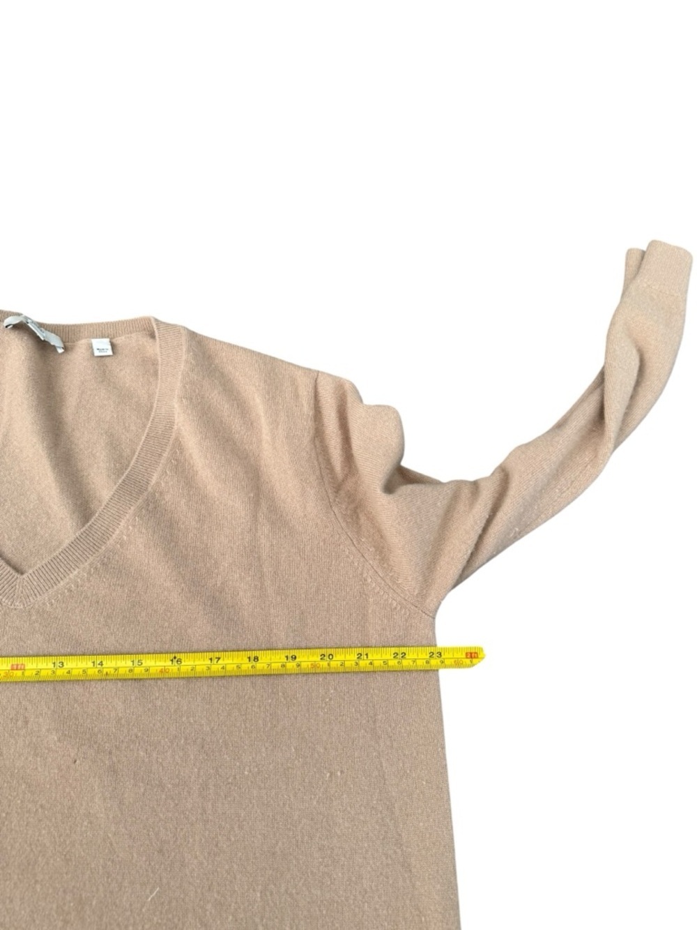 Vince Cashmere Weekend V-Neck Sweater - Picture 11 of 15